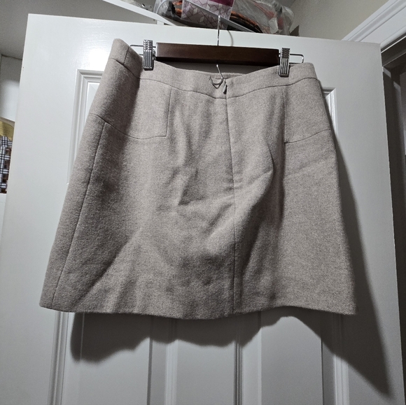 JCREW  Beige  Wool Women's Skirt - Picture 2 of 6
